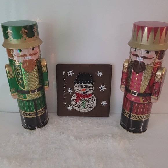 Christmas string art decor piece, Frosty, one of a kind. - Picture 1 of 2